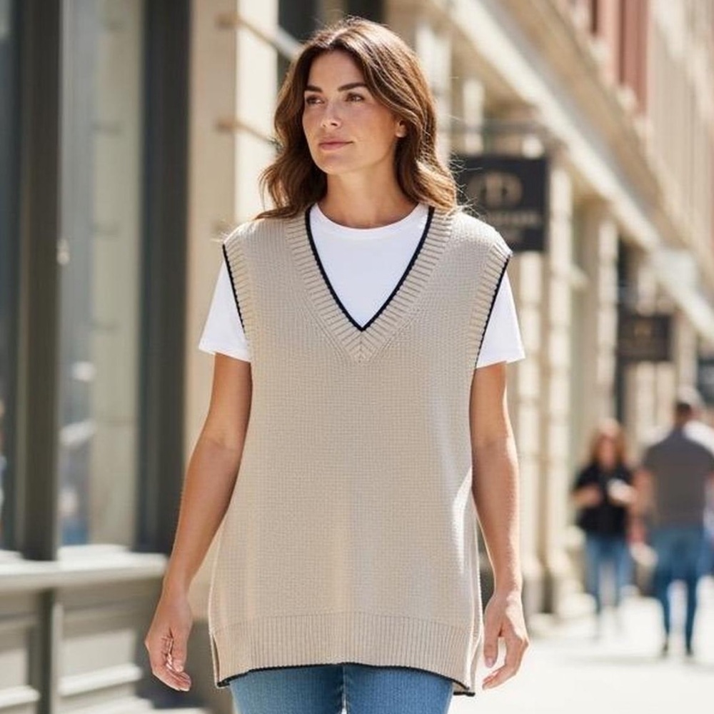 Aritzia Babaton‎ Sherman Sweater Vest In Cream Black Trim 100% Merino Wool XS